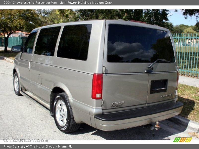 Light Pewter Metallic / Medium Gray 2004 Chevrolet Astro Passenger Van
