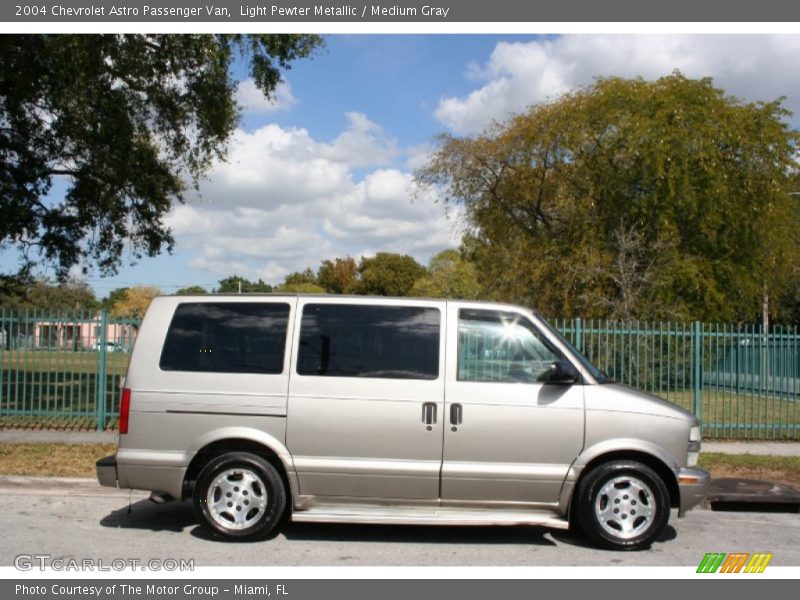 Light Pewter Metallic / Medium Gray 2004 Chevrolet Astro Passenger Van