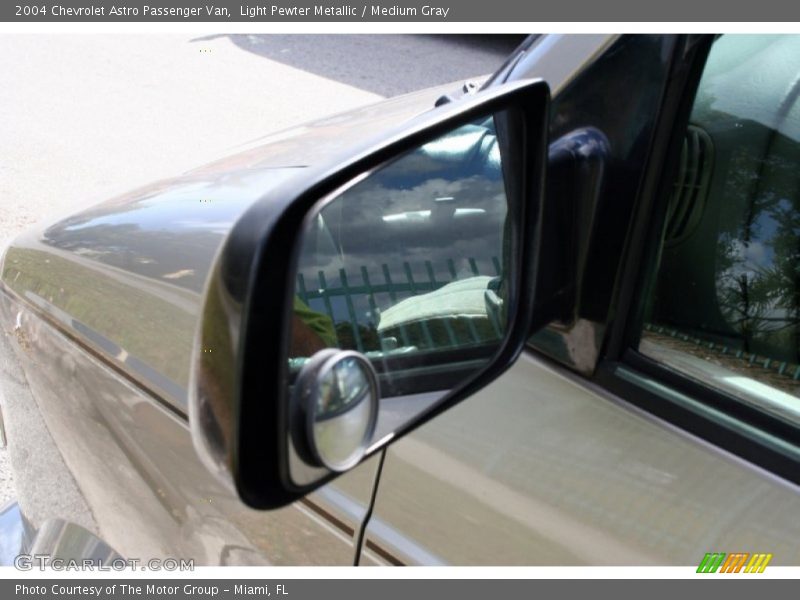 Light Pewter Metallic / Medium Gray 2004 Chevrolet Astro Passenger Van