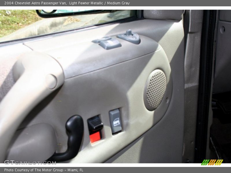 Light Pewter Metallic / Medium Gray 2004 Chevrolet Astro Passenger Van