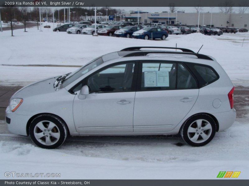 Bright Silver / Gray 2009 Kia Rondo EX V6