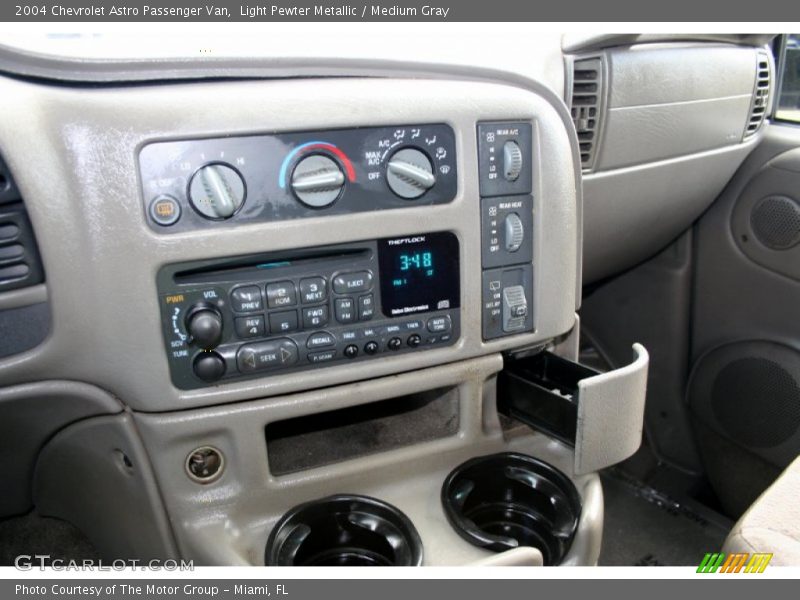 Controls of 2004 Astro Passenger Van