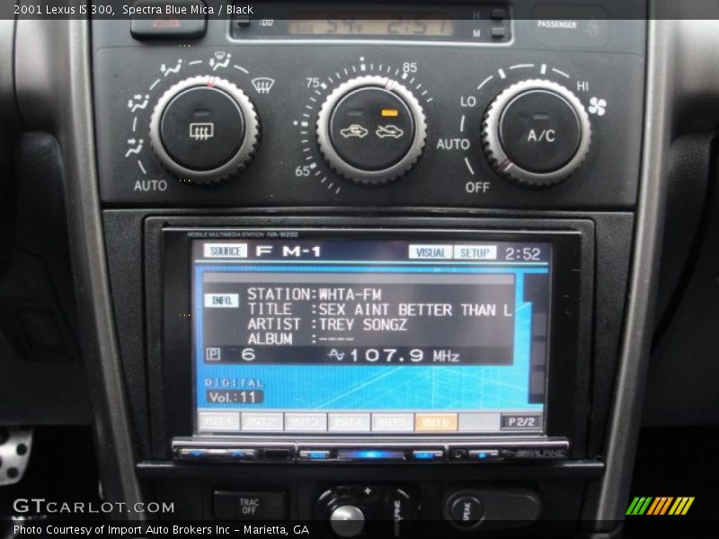 Spectra Blue Mica / Black 2001 Lexus IS 300