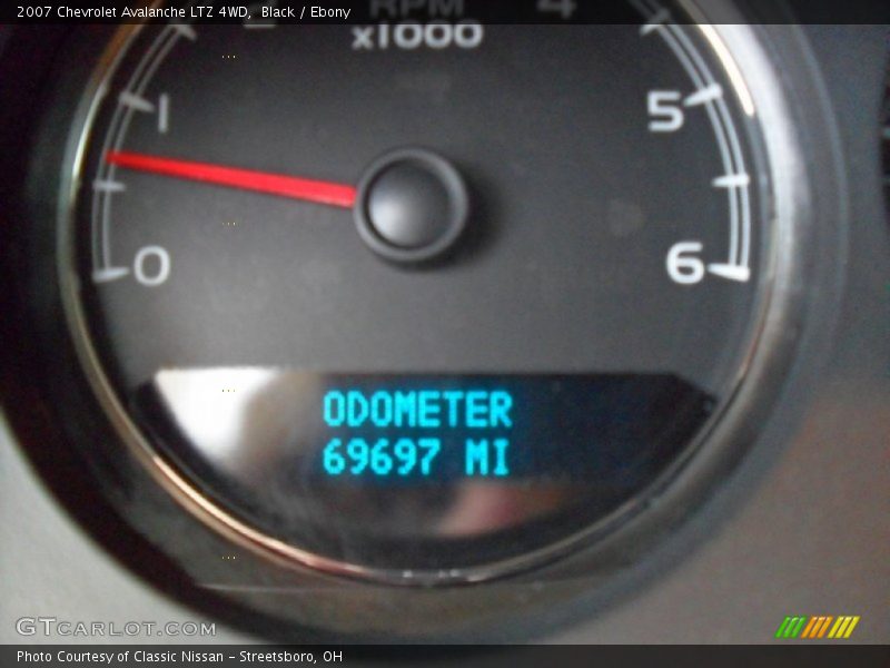 Black / Ebony 2007 Chevrolet Avalanche LTZ 4WD