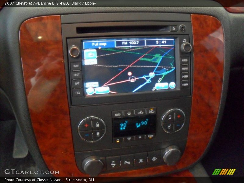 Black / Ebony 2007 Chevrolet Avalanche LTZ 4WD