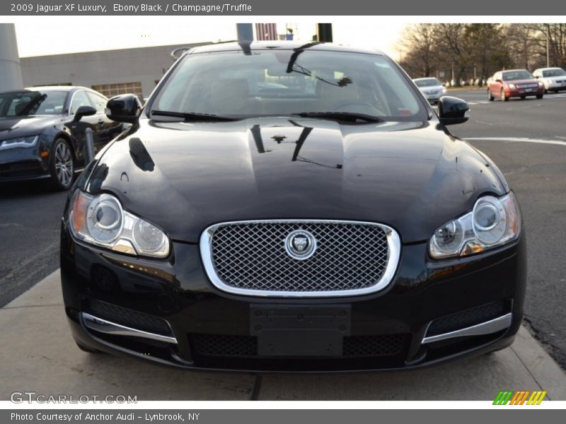 Ebony Black / Champagne/Truffle 2009 Jaguar XF Luxury
