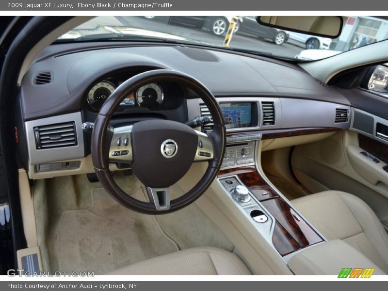 Ebony Black / Champagne/Truffle 2009 Jaguar XF Luxury