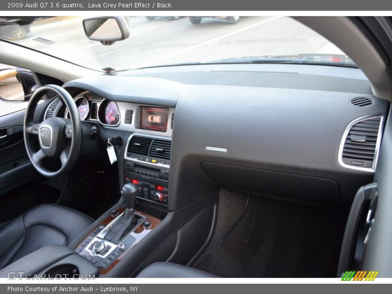 Lava Grey Pearl Effect / Black 2009 Audi Q7 3.6 quattro