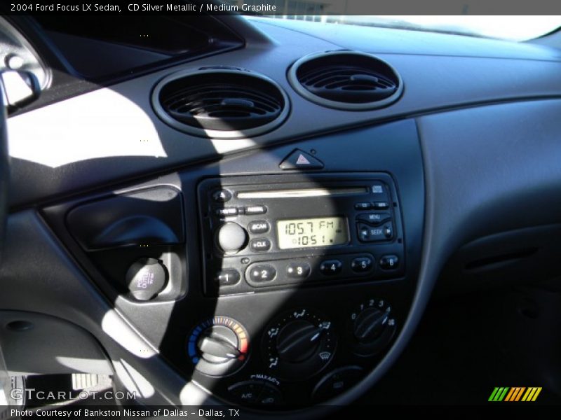 CD Silver Metallic / Medium Graphite 2004 Ford Focus LX Sedan