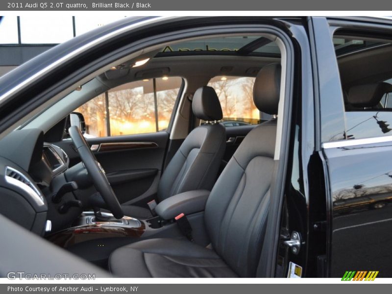 Brilliant Black / Black 2011 Audi Q5 2.0T quattro
