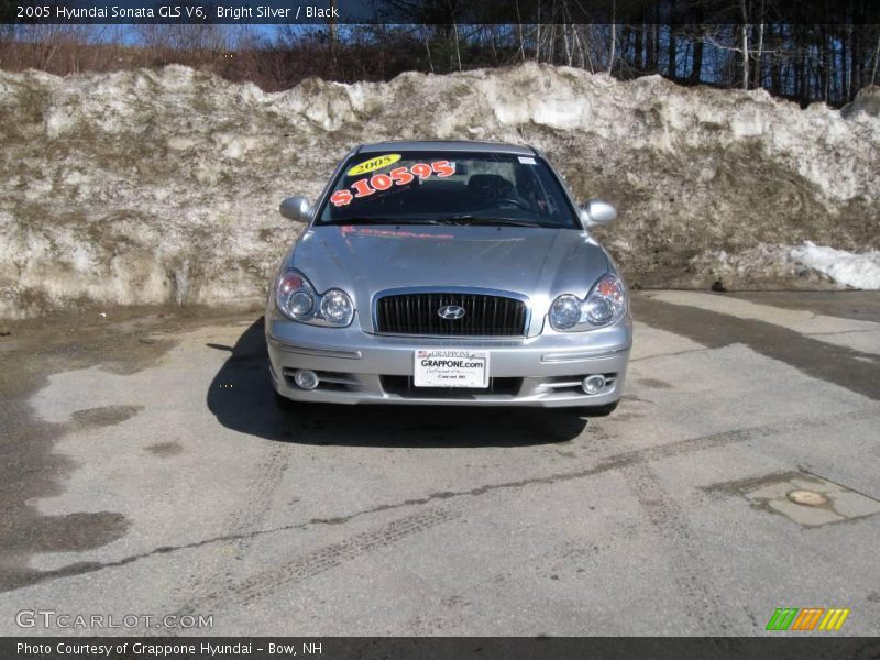 Bright Silver / Black 2005 Hyundai Sonata GLS V6