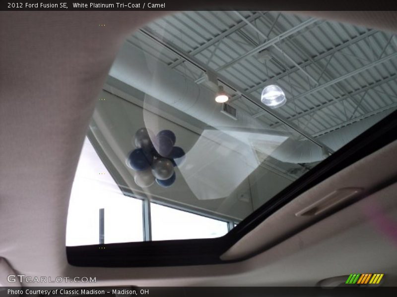 White Platinum Tri-Coat / Camel 2012 Ford Fusion SE