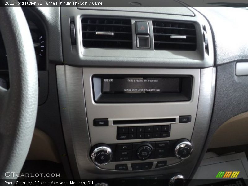 White Platinum Tri-Coat / Camel 2012 Ford Fusion SE