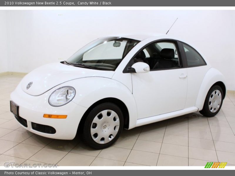 Candy White / Black 2010 Volkswagen New Beetle 2.5 Coupe