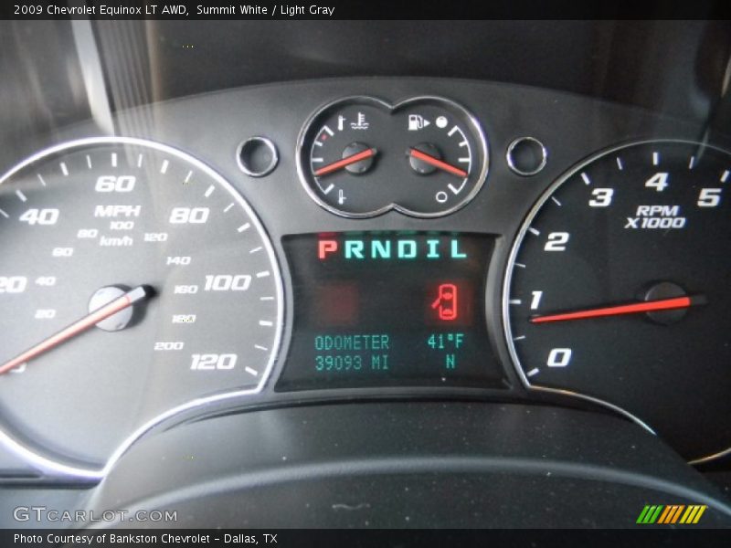 Summit White / Light Gray 2009 Chevrolet Equinox LT AWD