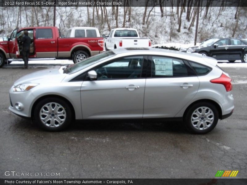 Ingot Silver Metallic / Charcoal Black 2012 Ford Focus SE 5-Door