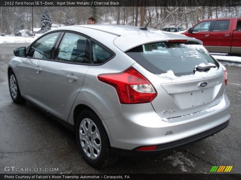 Ingot Silver Metallic / Charcoal Black 2012 Ford Focus SE 5-Door