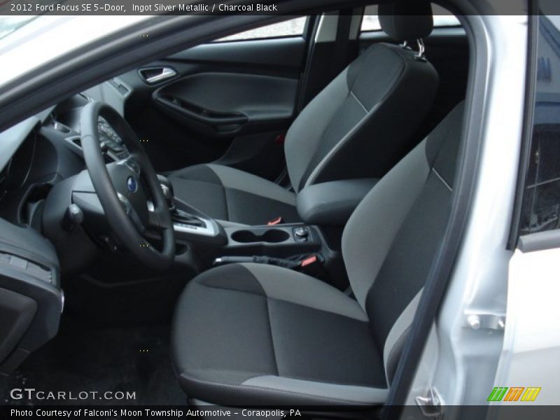 Ingot Silver Metallic / Charcoal Black 2012 Ford Focus SE 5-Door