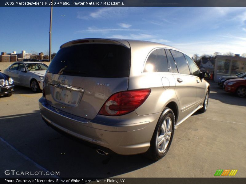 Pewter Metallic / Macadamia 2009 Mercedes-Benz R 350 4Matic