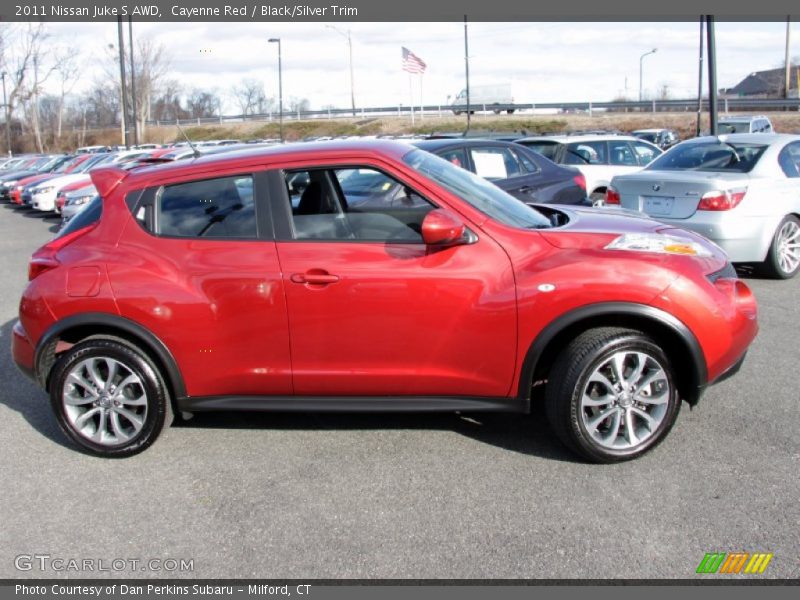  2011 Juke S AWD Cayenne Red