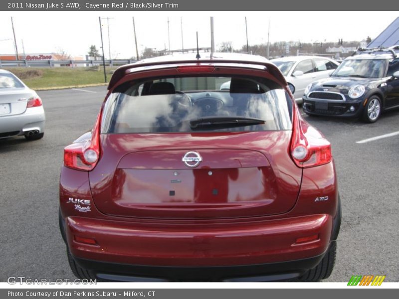Cayenne Red / Black/Silver Trim 2011 Nissan Juke S AWD