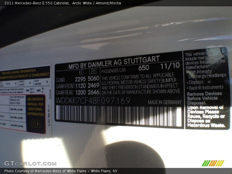 Arctic White / Almond/Mocha 2011 Mercedes-Benz E 550 Cabriolet