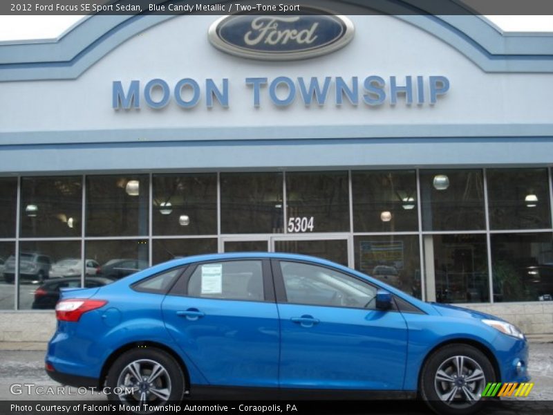 Blue Candy Metallic / Two-Tone Sport 2012 Ford Focus SE Sport Sedan