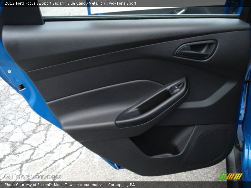 Blue Candy Metallic / Two-Tone Sport 2012 Ford Focus SE Sport Sedan