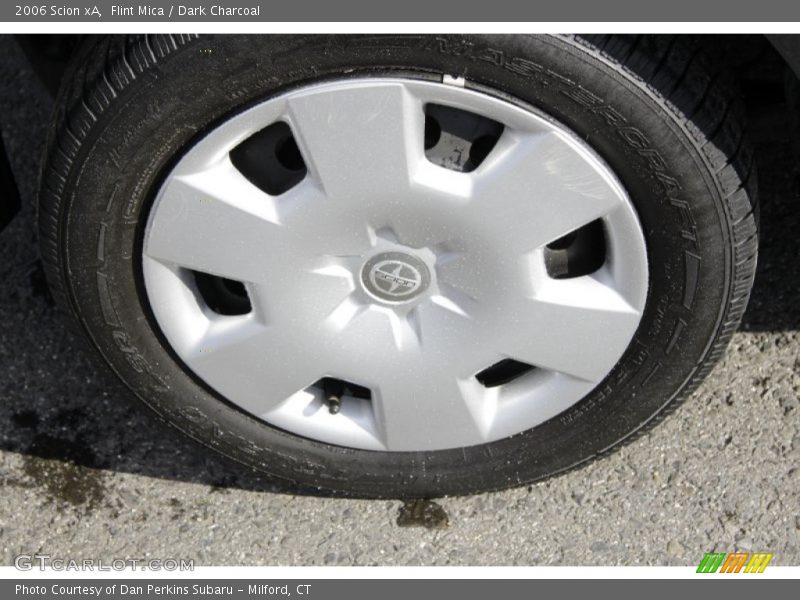 Flint Mica / Dark Charcoal 2006 Scion xA