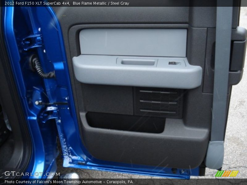 Blue Flame Metallic / Steel Gray 2012 Ford F150 XLT SuperCab 4x4