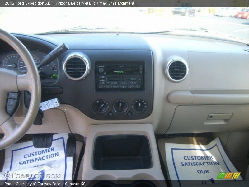 Arizona Beige Metallic / Medium Parchment 2003 Ford Expedition XLT