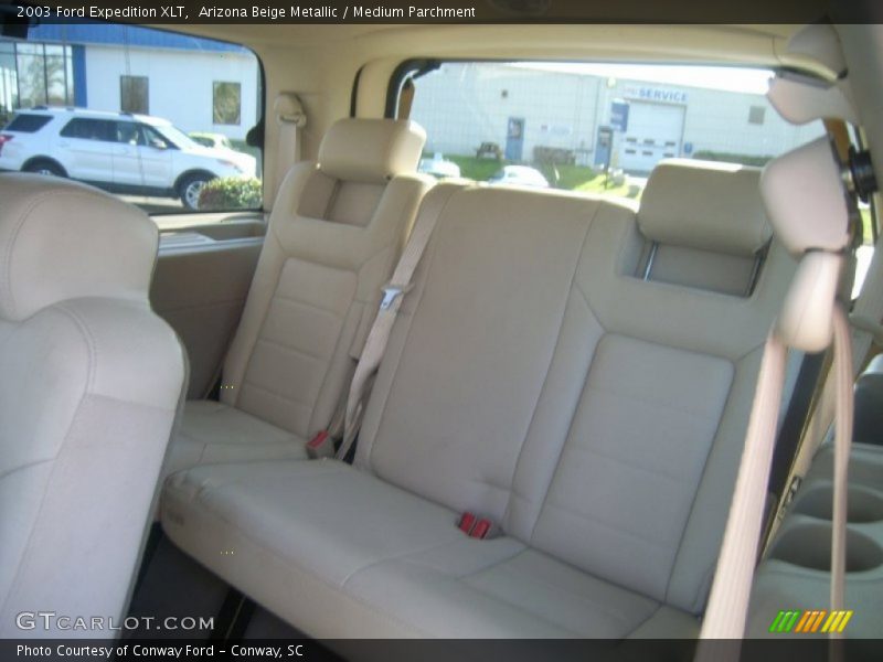 Arizona Beige Metallic / Medium Parchment 2003 Ford Expedition XLT