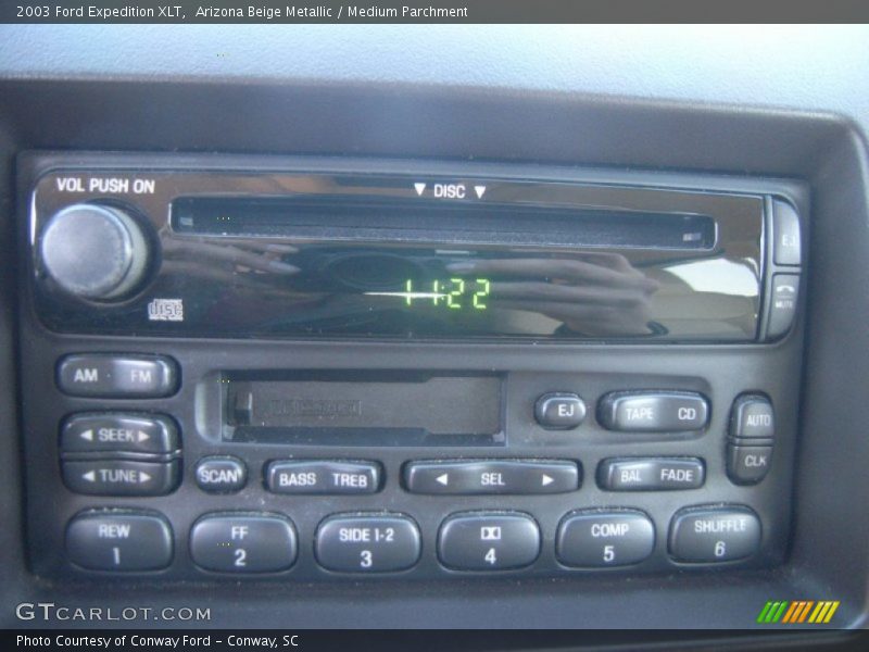 Arizona Beige Metallic / Medium Parchment 2003 Ford Expedition XLT
