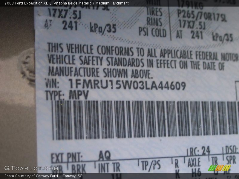 Arizona Beige Metallic / Medium Parchment 2003 Ford Expedition XLT