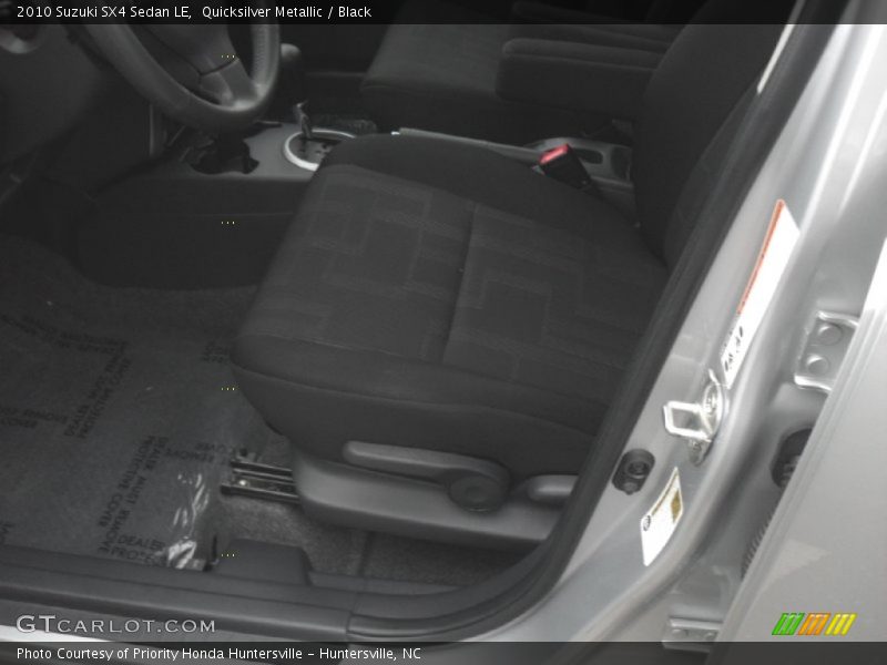 Quicksilver Metallic / Black 2010 Suzuki SX4 Sedan LE