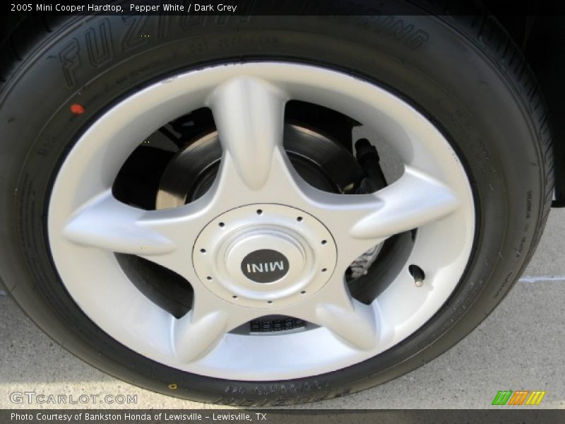 Pepper White / Dark Grey 2005 Mini Cooper Hardtop