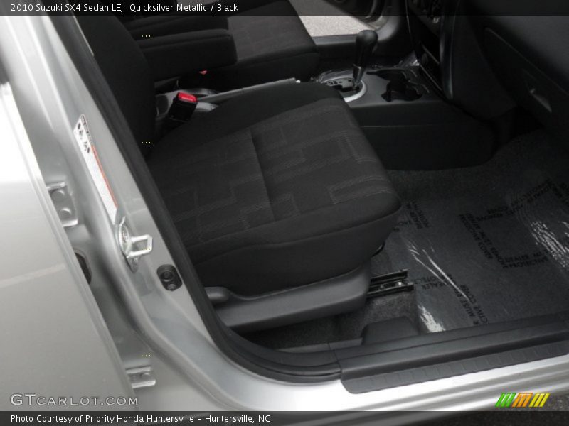 Quicksilver Metallic / Black 2010 Suzuki SX4 Sedan LE