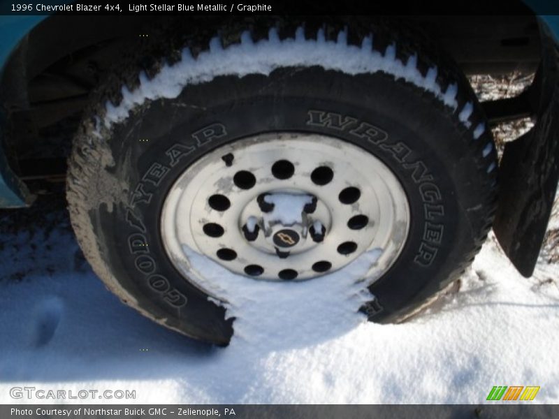 Light Stellar Blue Metallic / Graphite 1996 Chevrolet Blazer 4x4
