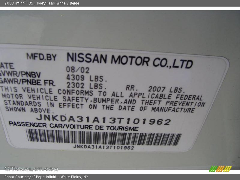 Ivory Pearl White / Beige 2003 Infiniti I 35