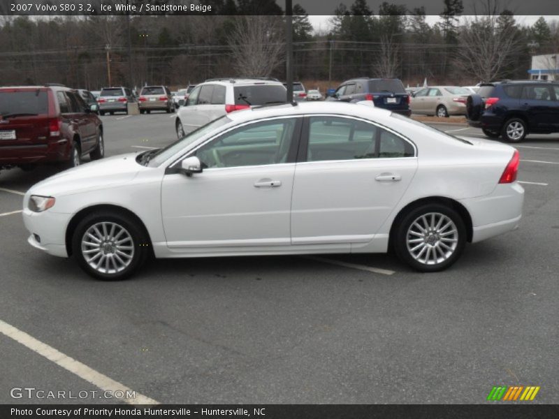 Ice White / Sandstone Beige 2007 Volvo S80 3.2