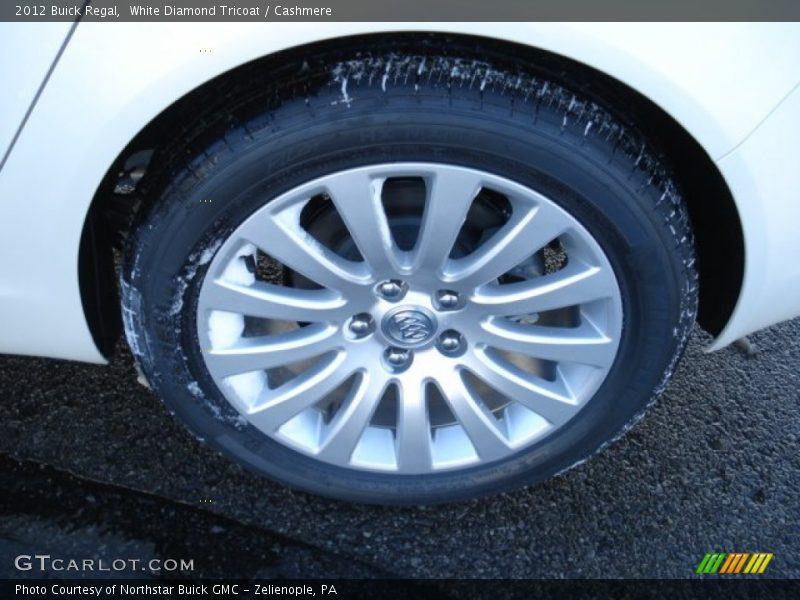 White Diamond Tricoat / Cashmere 2012 Buick Regal