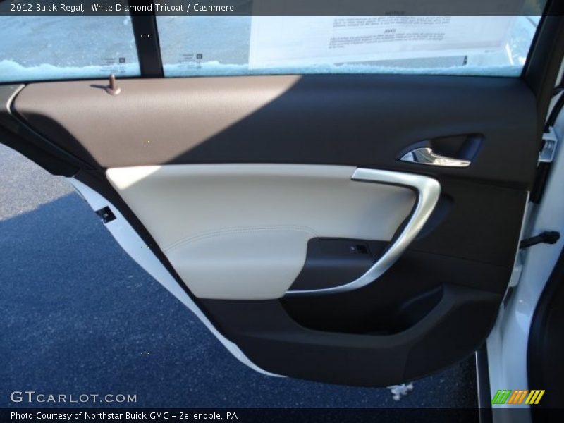 White Diamond Tricoat / Cashmere 2012 Buick Regal