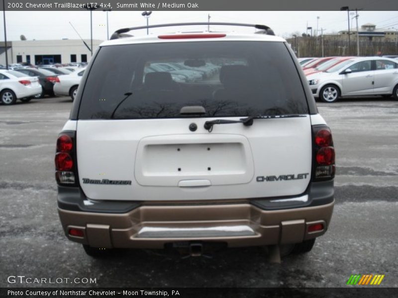 Summit White / Medium Oak 2002 Chevrolet TrailBlazer LTZ 4x4
