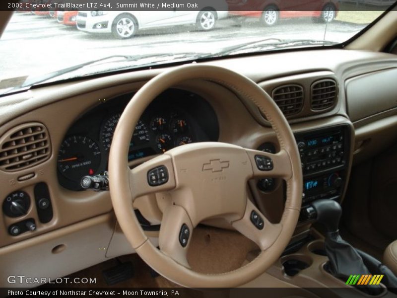 Summit White / Medium Oak 2002 Chevrolet TrailBlazer LTZ 4x4