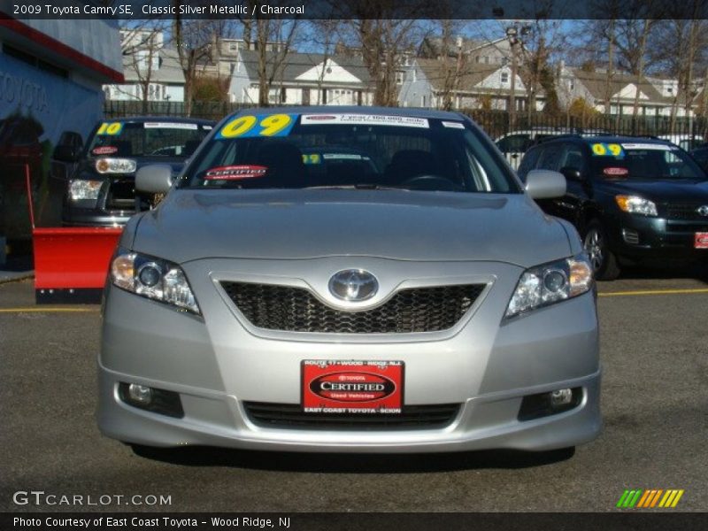 Classic Silver Metallic / Charcoal 2009 Toyota Camry SE