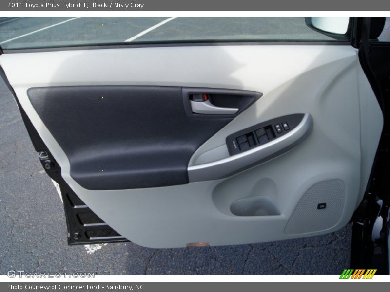 Black / Misty Gray 2011 Toyota Prius Hybrid III
