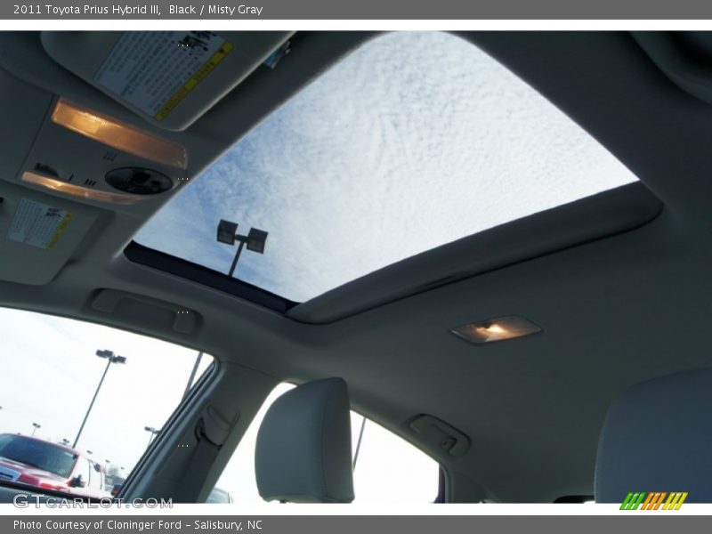 Black / Misty Gray 2011 Toyota Prius Hybrid III