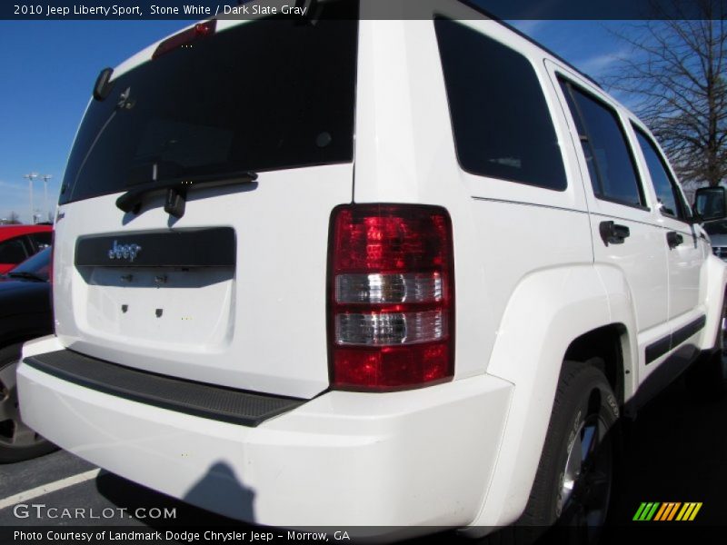 Stone White / Dark Slate Gray 2010 Jeep Liberty Sport