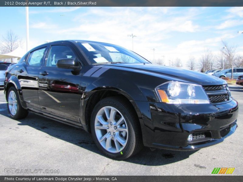 Front 3/4 View of 2012 Avenger R/T