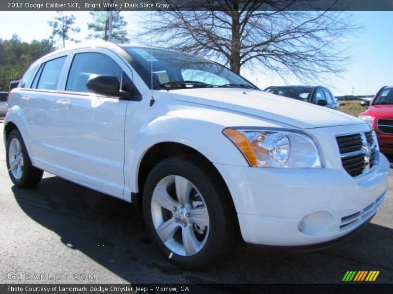 Bright White / Dark Slate Gray 2012 Dodge Caliber SXT